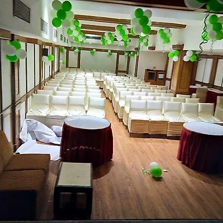 Hotel Avon Ruby Dadar 3*