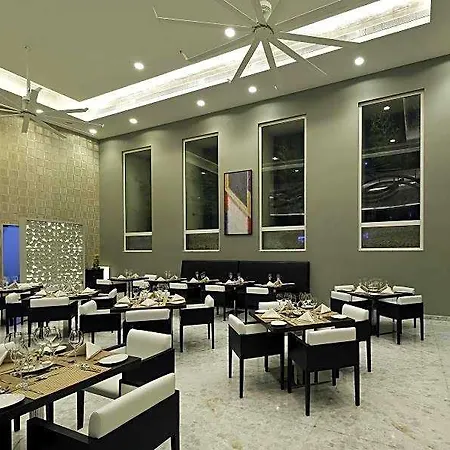 Meluha The Fern Mumbai, Powai, Series By Marriott Hotel 5*
