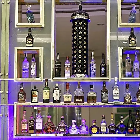 Hotel Meluha The Fern Mumbai, Powai, Series By Marriott 5*
