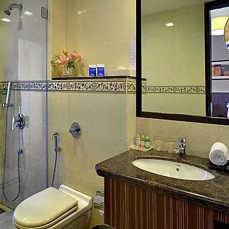Residency Sarovar Portico 4* Mumbai