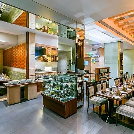 Hotel The Regale By Tunga