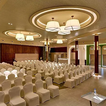 Hotel The Regale By Tunga