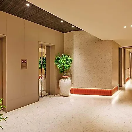 The Regale By Tunga Hotel Mumbai