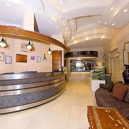 Bawa Regency Dadar Hotel