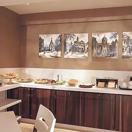 Hotel Bawa Continental Juhu