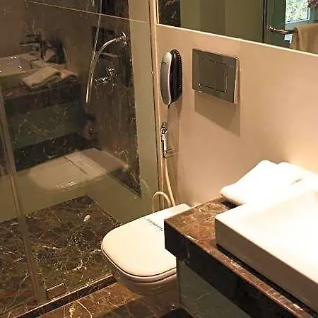 Bawa Continental Juhu Hotel Mumbai