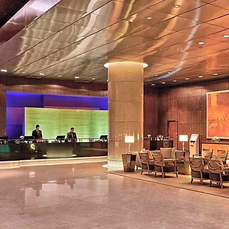 Hyatt Regency International Airport Hotel 5*
