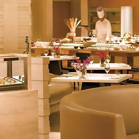 Hotel Trident Bandra Kurla Mumbai