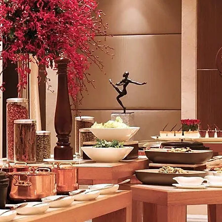 Trident Bandra Kurla Hotel Mumbai
