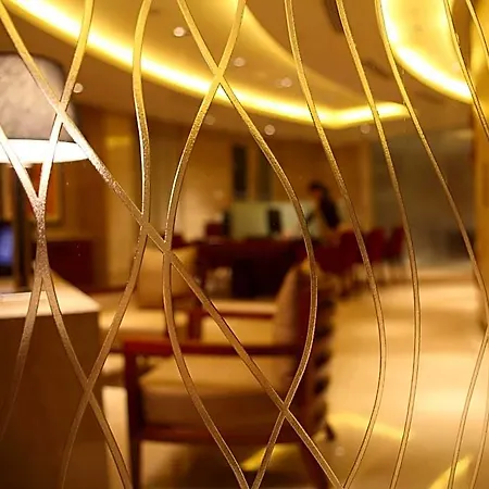 Trident Bandra Kurla Hotel