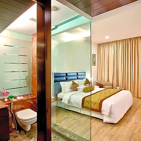 Ramada Powai & Convention Centre Hotel 5*