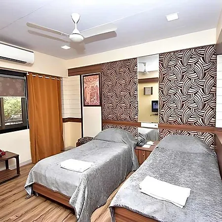 Metro Palace Bandra Hotel Mumbai