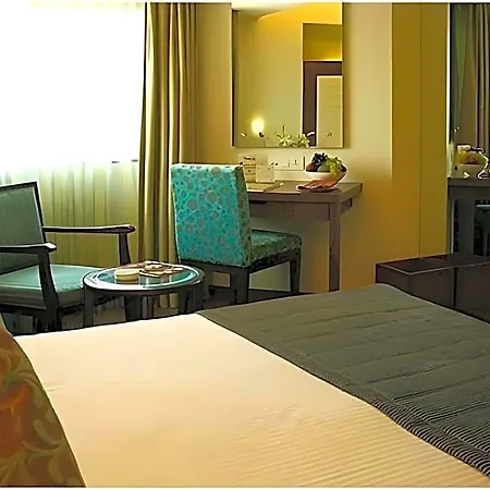 Hotel Ramee Guestline Juhu Mumbai