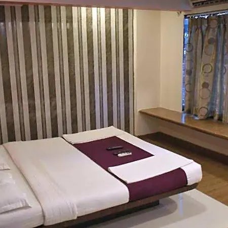 Hotel Arma Court - Near Us Embassy, Bkc