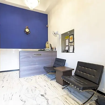 Hotel Q Deck - Parle Station And Near To Airport Mumbai