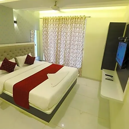 Sai Siddhi - Navi Hotel