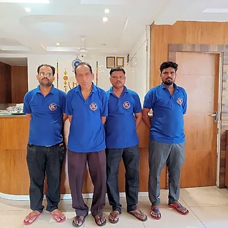 Rishi International - Grant Road 3*
