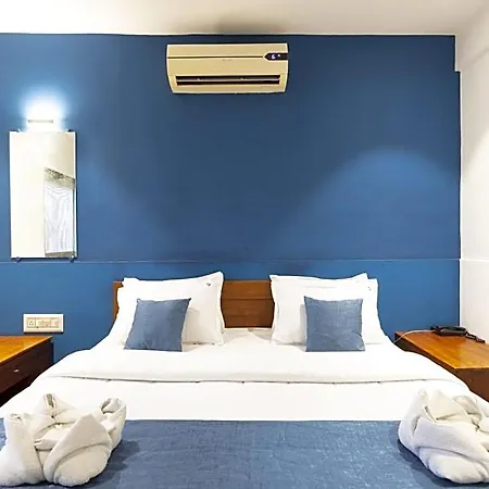 Q Deck - Parle Station And Near To Airport 3* Mumbai