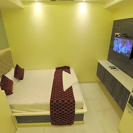 Sai Siddhi - Navi Hotel