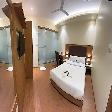 Fabhotel Azure - Nr. International Airport Hotel 3*