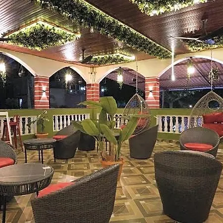 Collection O Palm Springs Mumbai