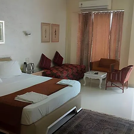 Hotel Bentley Marine Drive Mumbai
