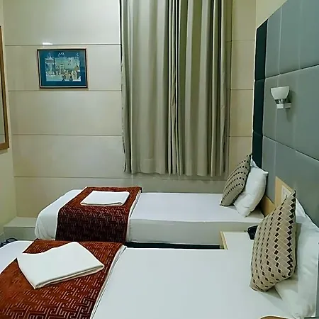 Bentley Marine Drive Hotel