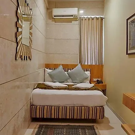 Hotel Bentley Marine Drive Mumbai