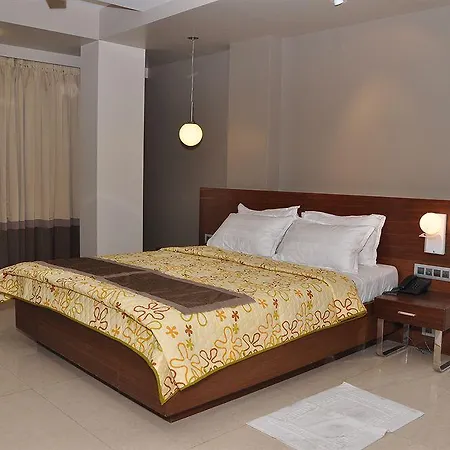 Fabhotel Imperial Residency Hotel