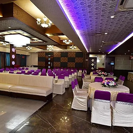 Vihang's 3* Mumbai