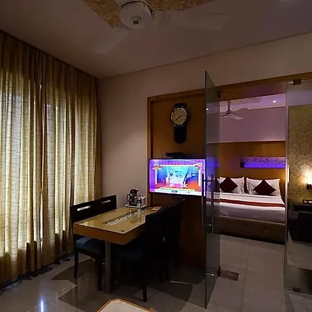 Vihang's Hotel Mumbai