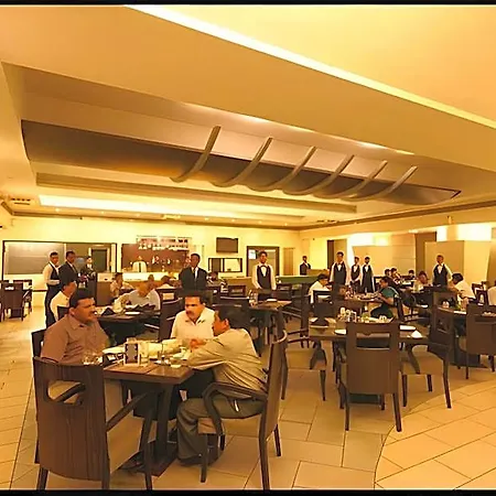 Hotel Dhiraj Mumbai