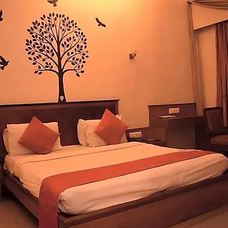 Dhiraj Hotel