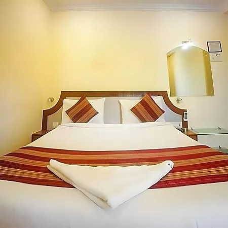Hotel Lucky Bandra 3* Mumbai