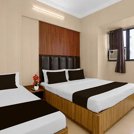 Hotel Collection O Lokhandwala Andheri West Formerly Lalsai Residency