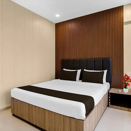 Collection O Lokhandwala Andheri West Formerly Lalsai Residency Hotel 4*