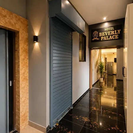 Hotel Hotel Beverly Palace Santacruz - Near Bkc - Near Mumbai Airport T1 - Unmarried Couples Not Allowed Mumbai