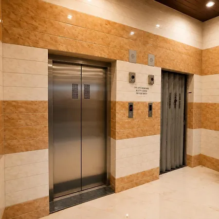 Hotel Hotel Beverly Palace Santacruz - Near Bkc - Near Mumbai Airport T1 - Unmarried Couples Not Allowed
