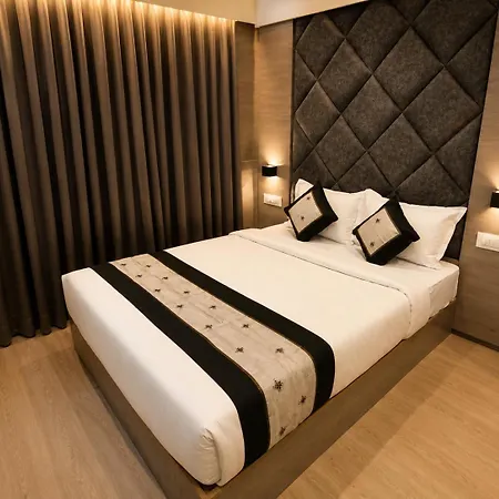 Hotel Beverly Palace Santacruz - Near Bkc - Near Mumbai Airport T1 - Unmarried Couples Not Allowed Hotel Mumbai
