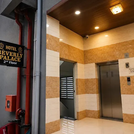 Hotel Hotel Beverly Palace Santacruz - Near Bkc - Near Mumbai Airport T1 - Unmarried Couples Not Allowed Mumbai