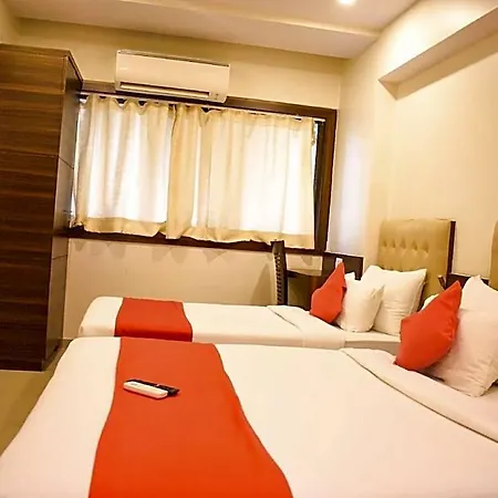 International Hotel 3*