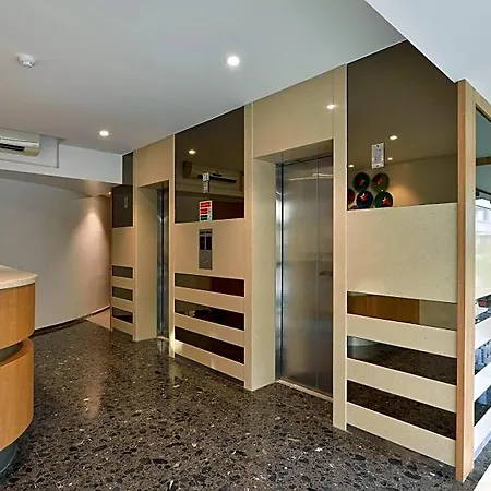 Leafio Hotel Mumbai