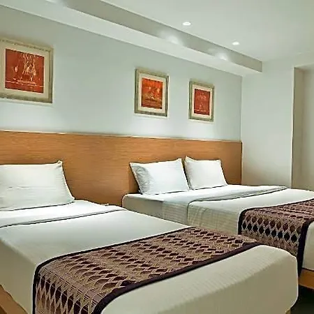 Leafio Hotel 2*