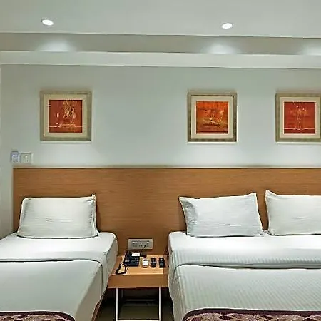 Leafio Hotel