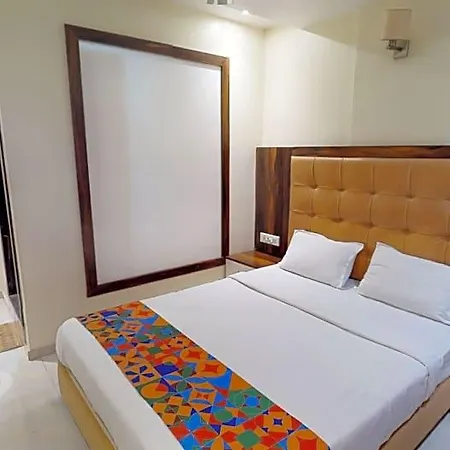 Fabhotel Embassy Park 3* Mumbai