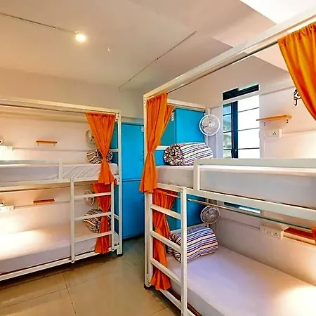 Gostops Lite Hostel