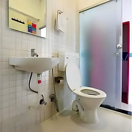 Gostops Lite Hostel Mumbai