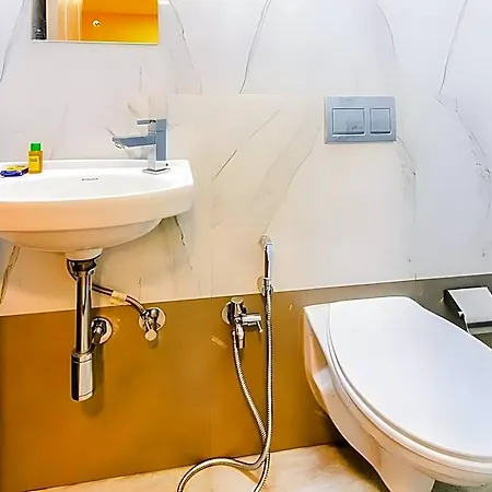 Fabhotel Silver Mumbai