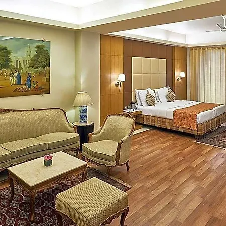 Astoria 4*