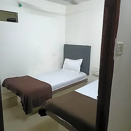 Janata Residency Guest house 2*